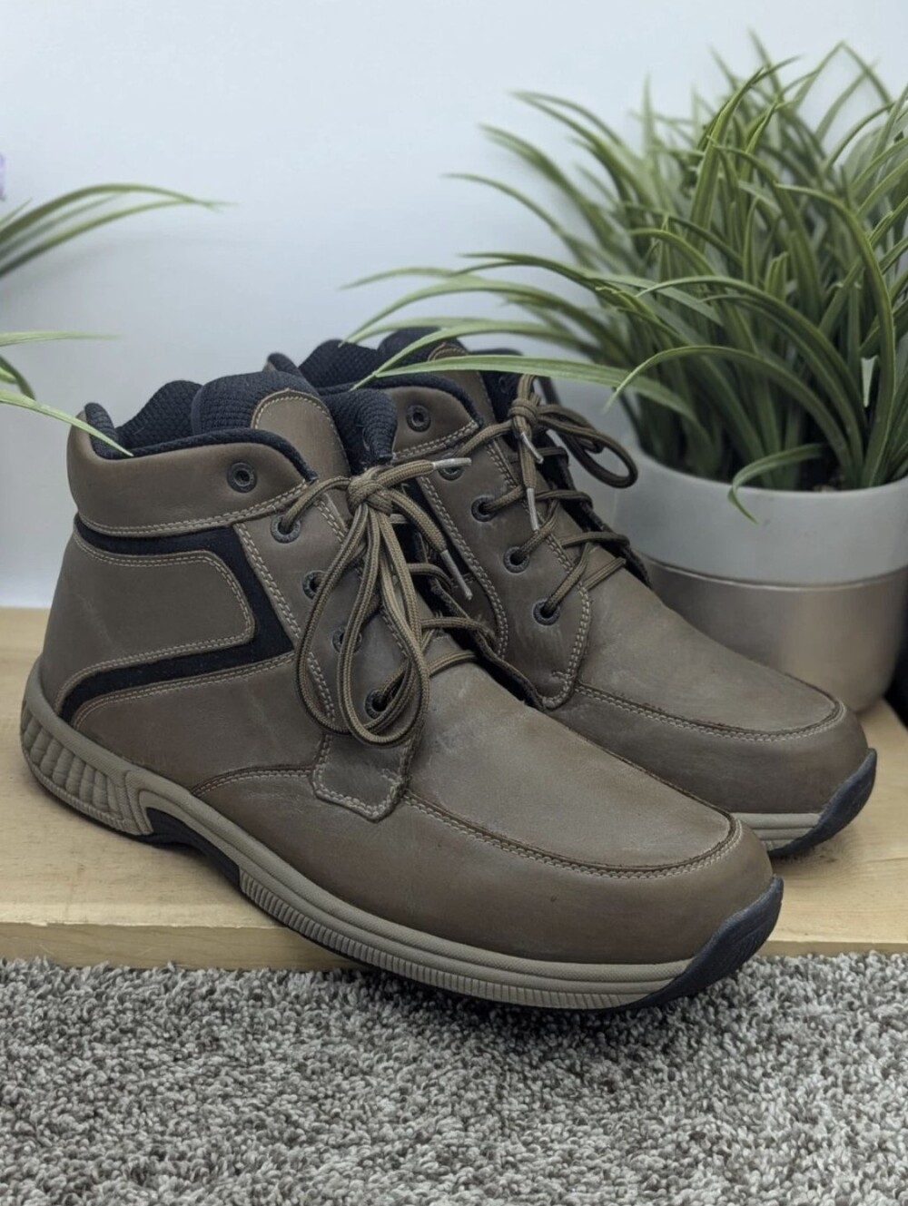Orthofeet Highline Mens Size 10.5EE Casual Comfort Walking Orthotics Boots